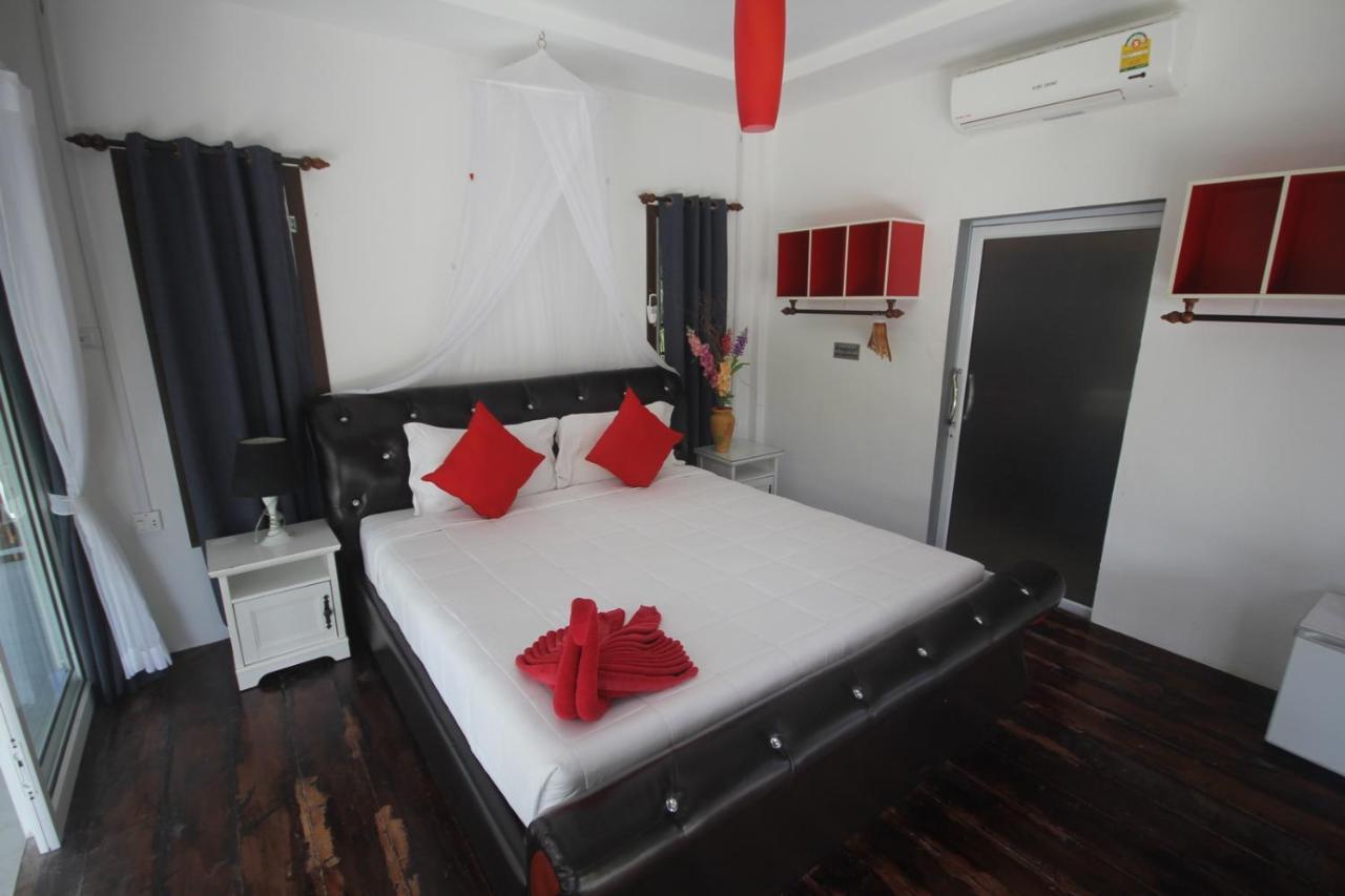 Phangan Cove 2*
