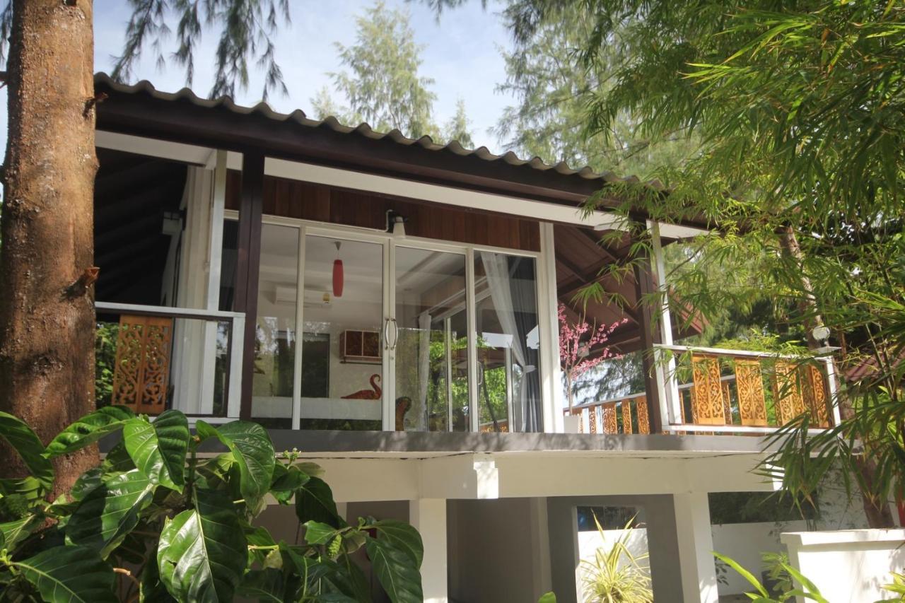 Phangan Cove Holiday park 2*